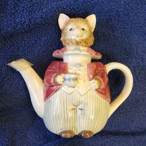 Otagiri Japan Cat Teapot in Red and Cream